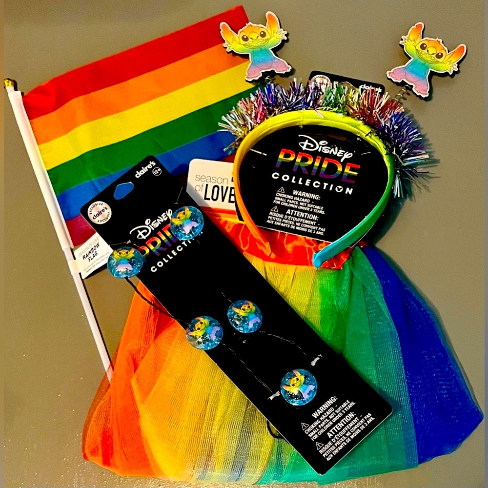 NWT! 🌈 PRIDE MONTH BUNDLES! HAPPY PRIDE MONTH! I HAVE 2 OF THESE BUNDLES! 🌈 - Picture 5 of 15